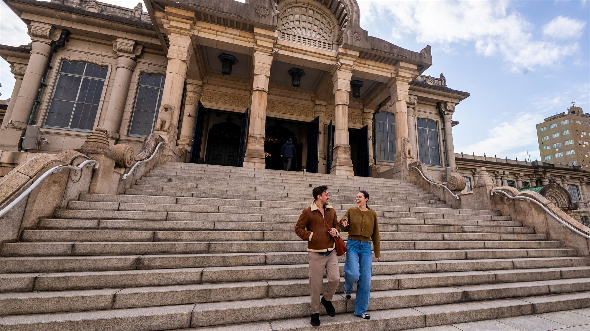 周辺観光｜築地本願寺（公共交通機関で約14分）