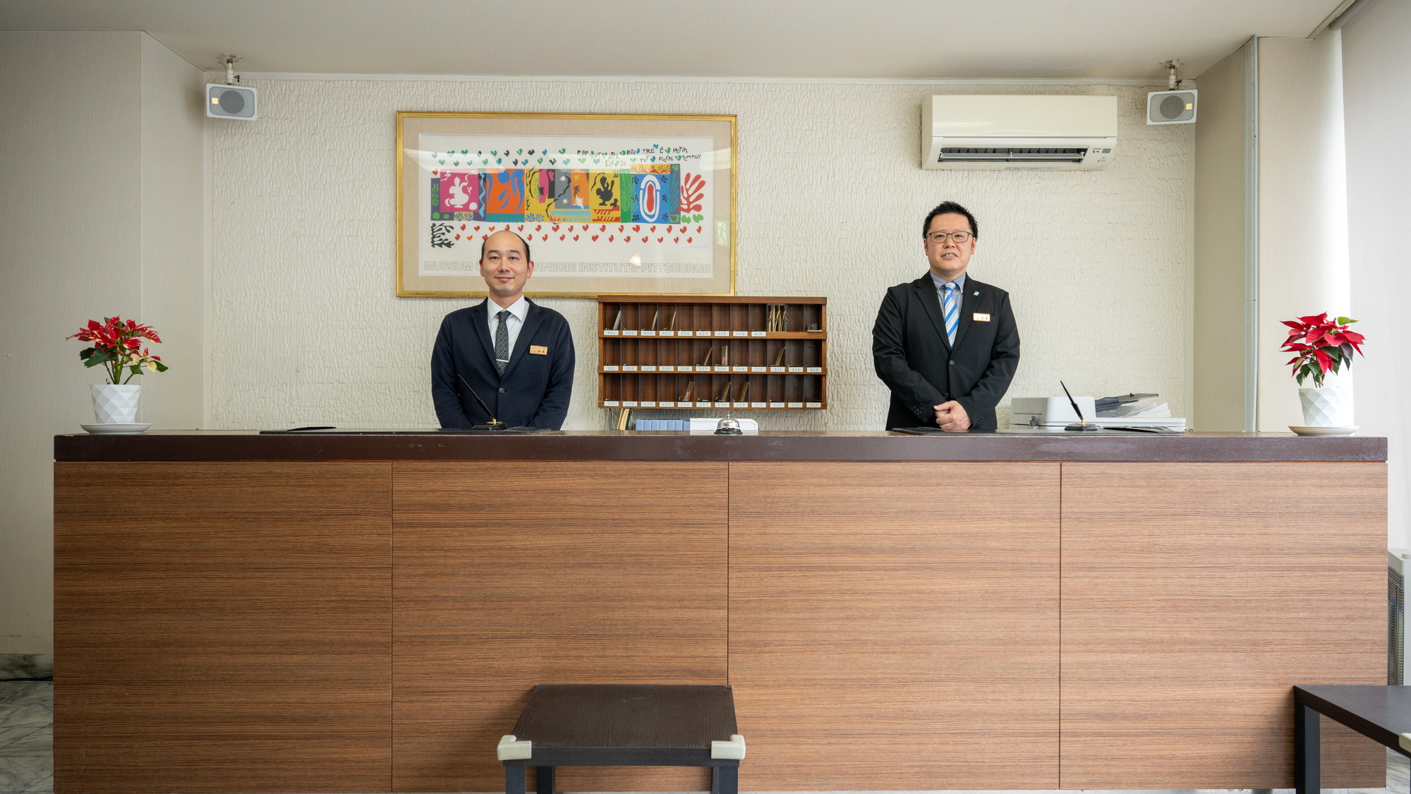 フロント営業時間は朝6時から夜24時までとなります。