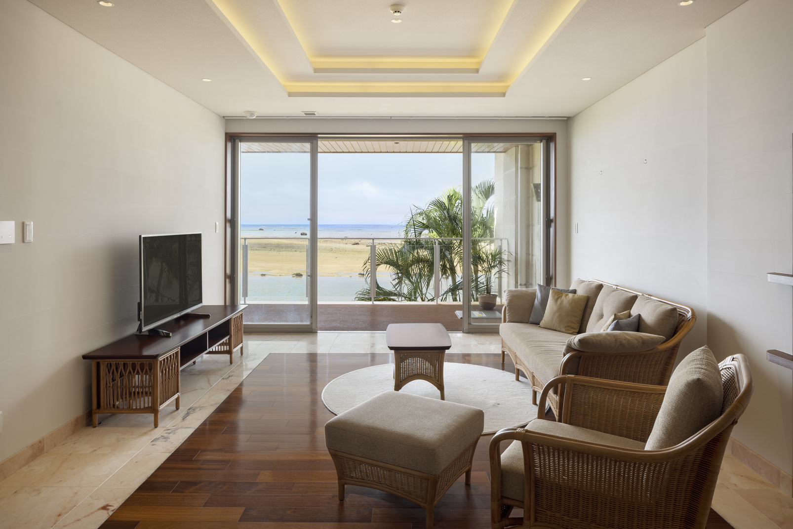 オーシャンガーデンスイート 2F /1LDK（テラス付）