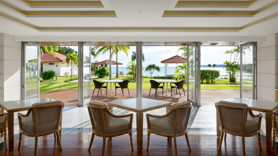 【プレミアムステイ】【ラウンジ付き+ミニバー付き 】全室130平米以上のスイートルーム【素泊まり】