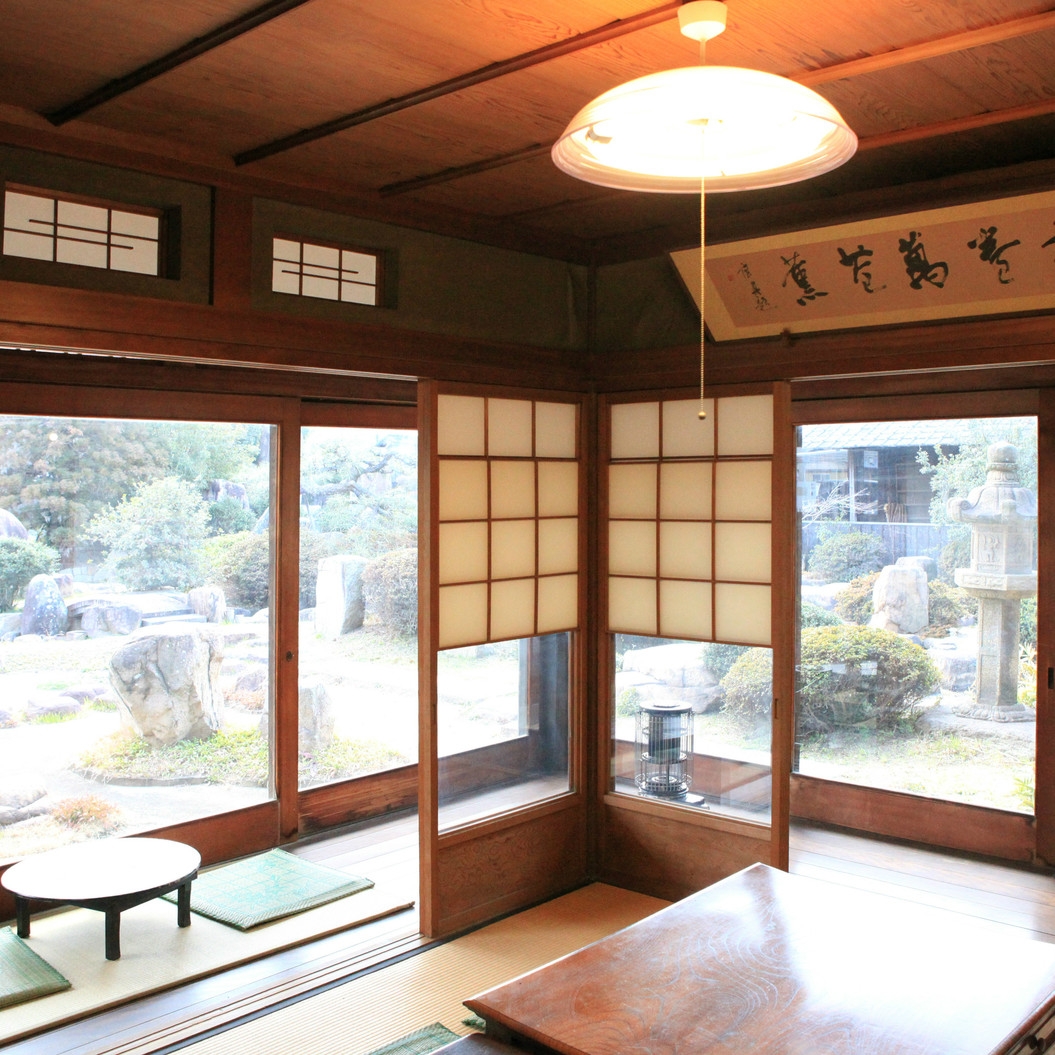 縁側と日本庭園がある古民家 　1名様用個室　
