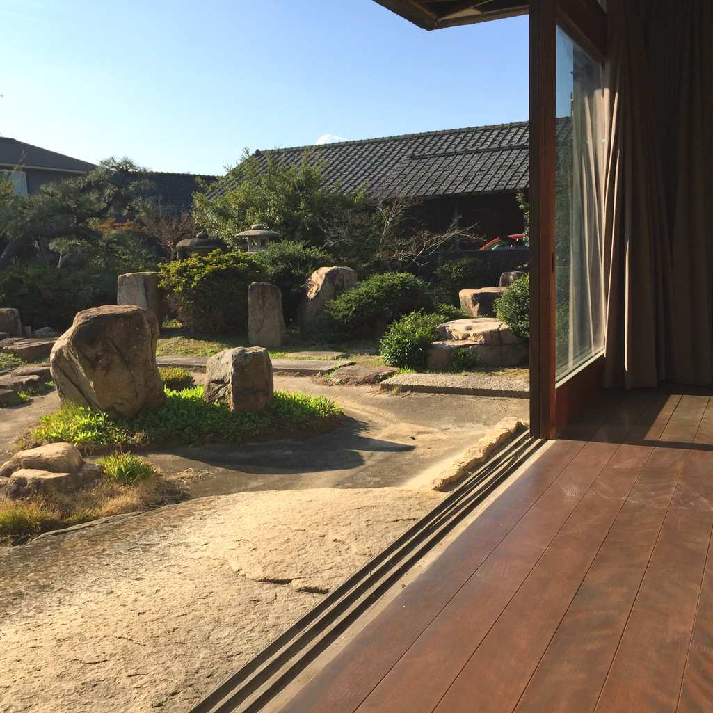 縁側と日本庭園がある古民家♪♪　個室3〜5名様用￥3000／人〜　
