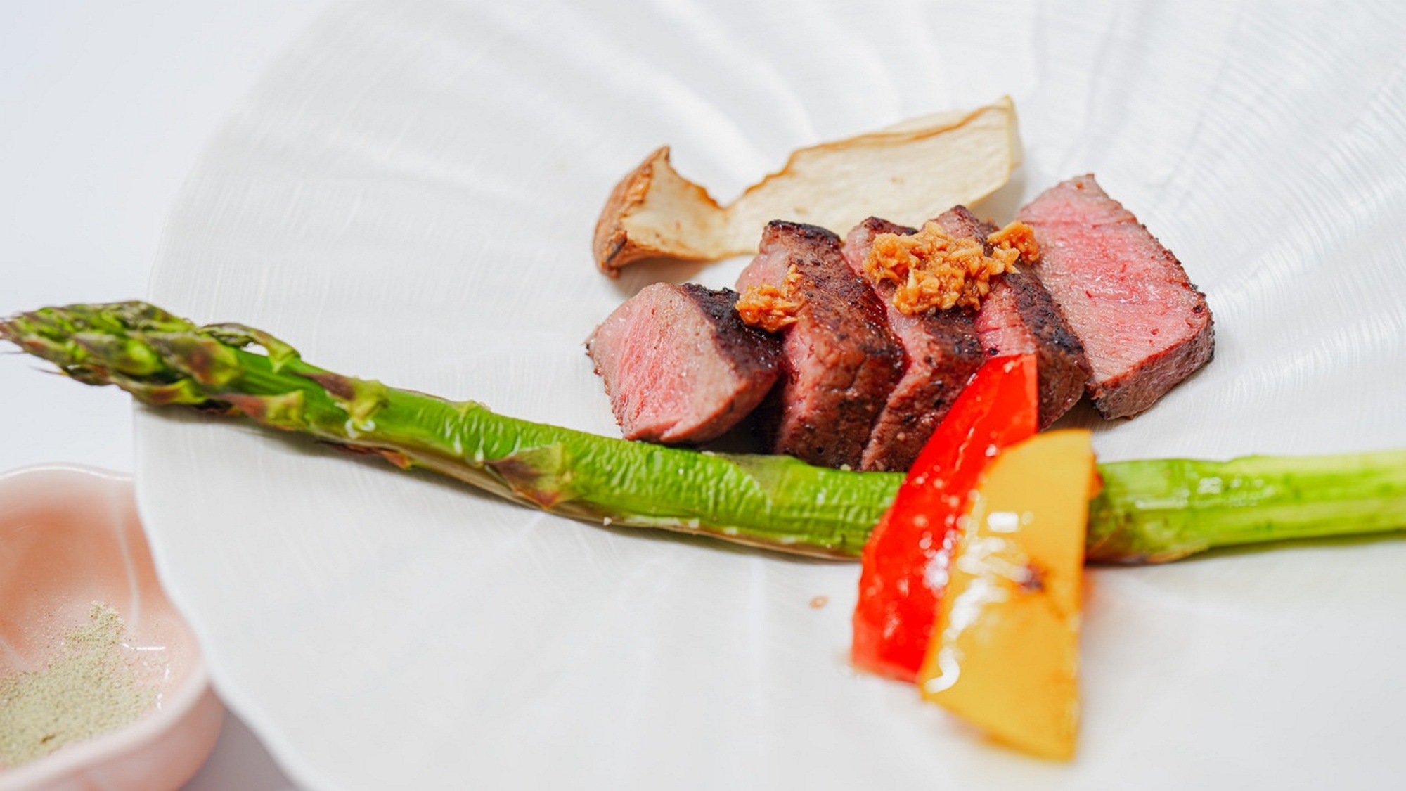 グレードアップ◆四季折々の美食を堪能。メインは「にいがた和牛」のステーキ♪グレードアップ会席2食付