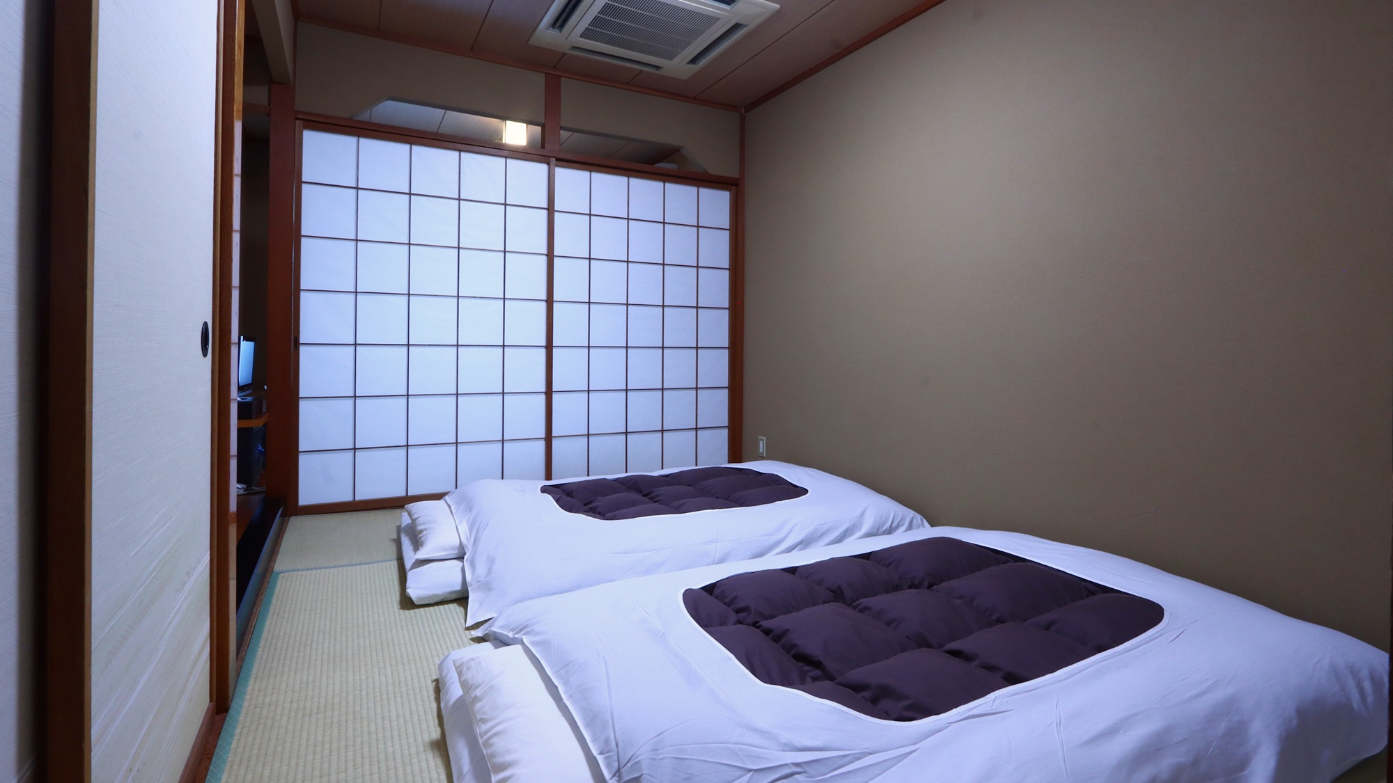 梅　6畳+広縁2畳トイレ付