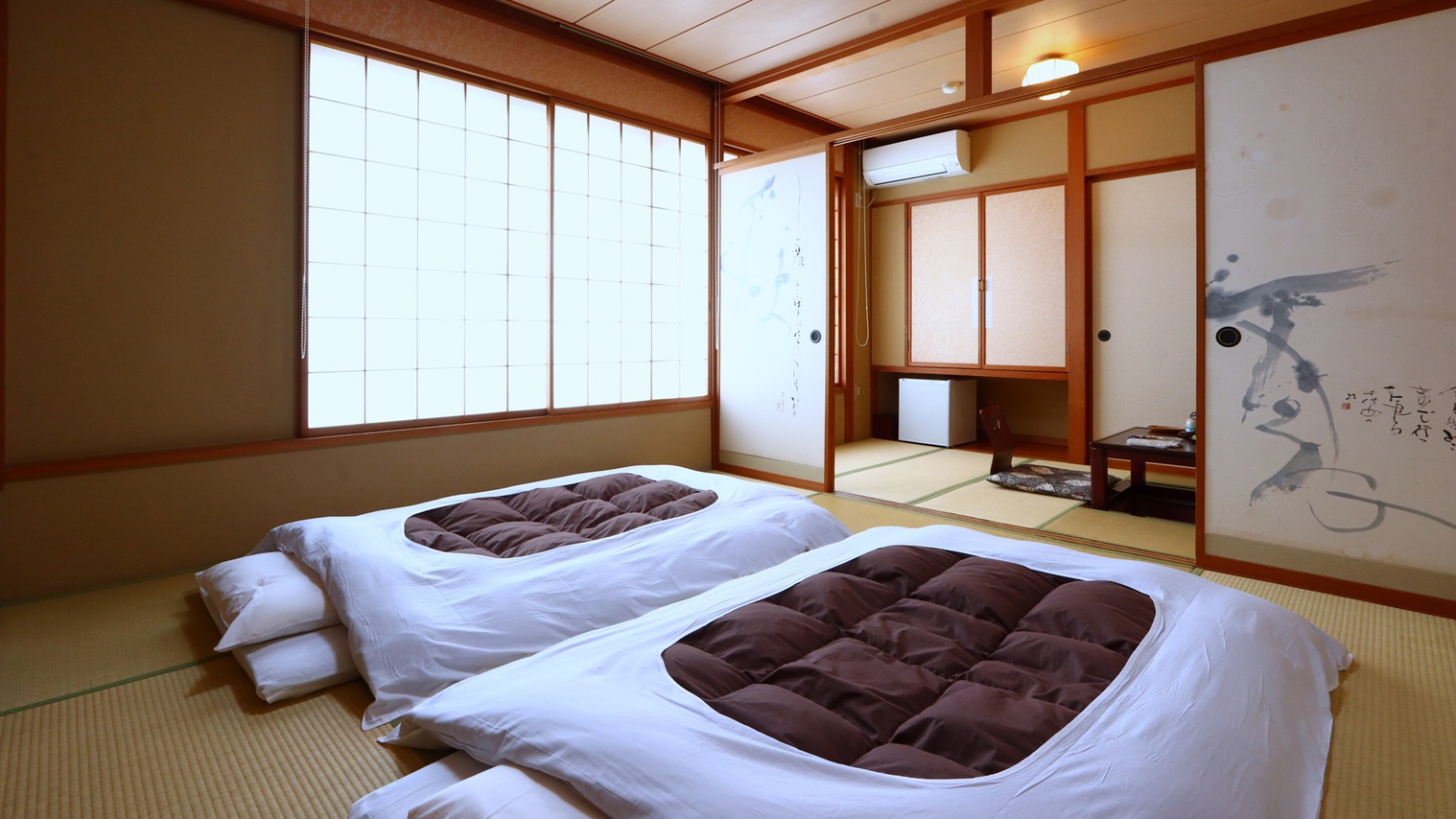 【末広】和室8畳+4畳・掘りごたつ
