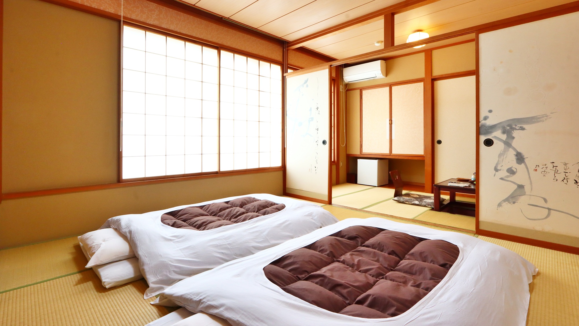 【末広】和室8畳+4畳・掘りごたつ