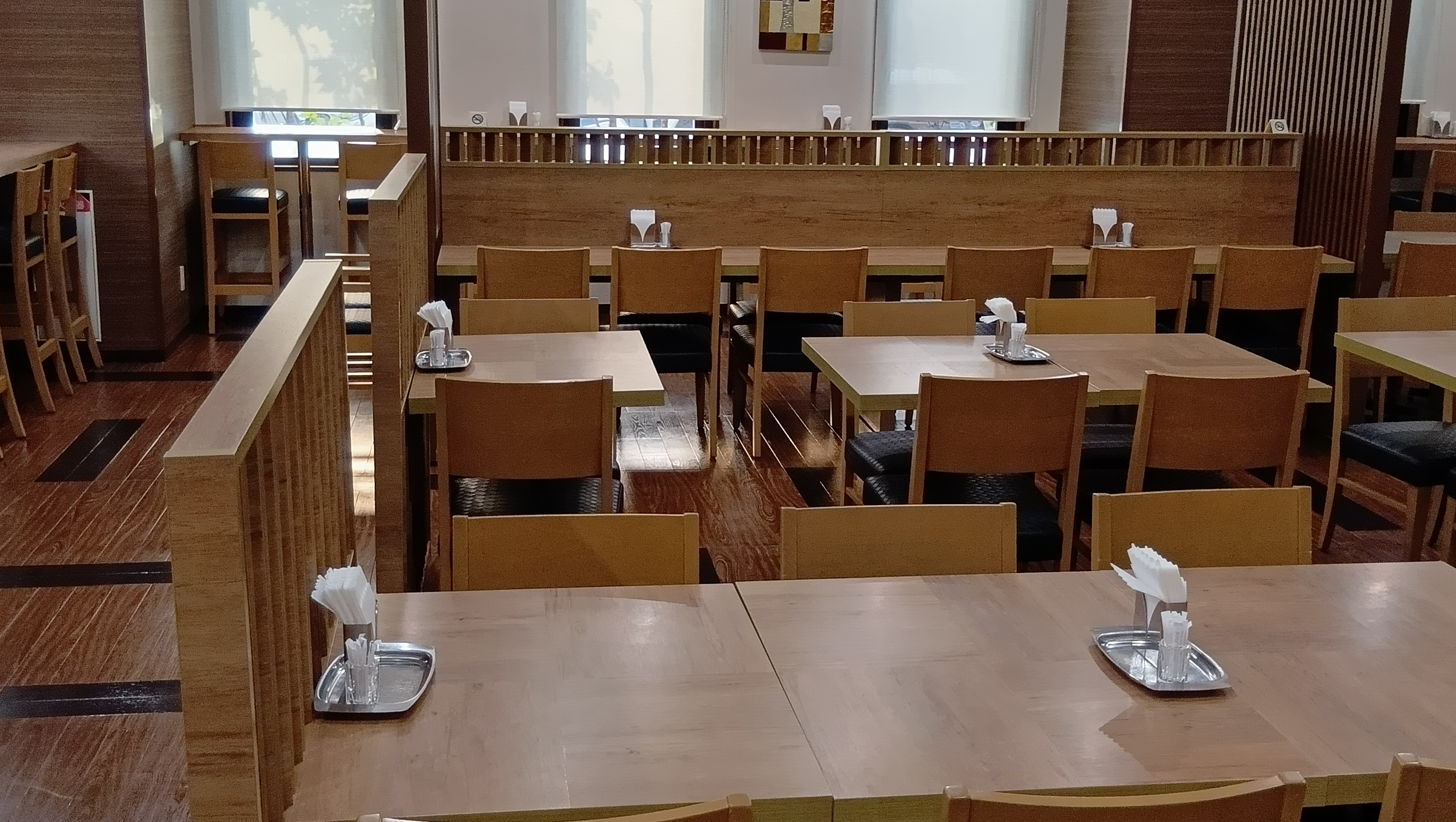 朝食会場1Fレストラン「花茶屋」