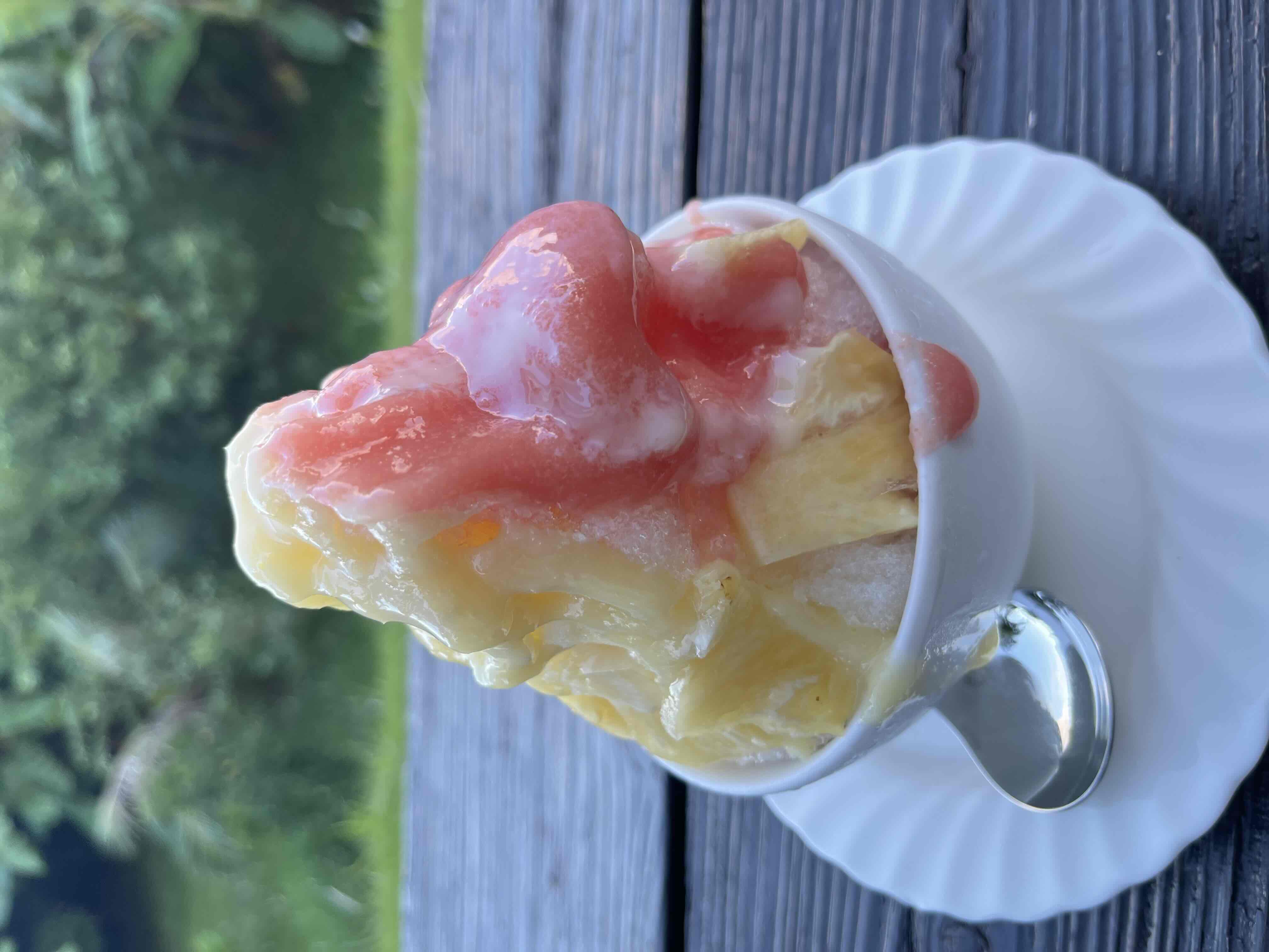 夏季限定かき氷『パインとグァバのふわふわかき氷』