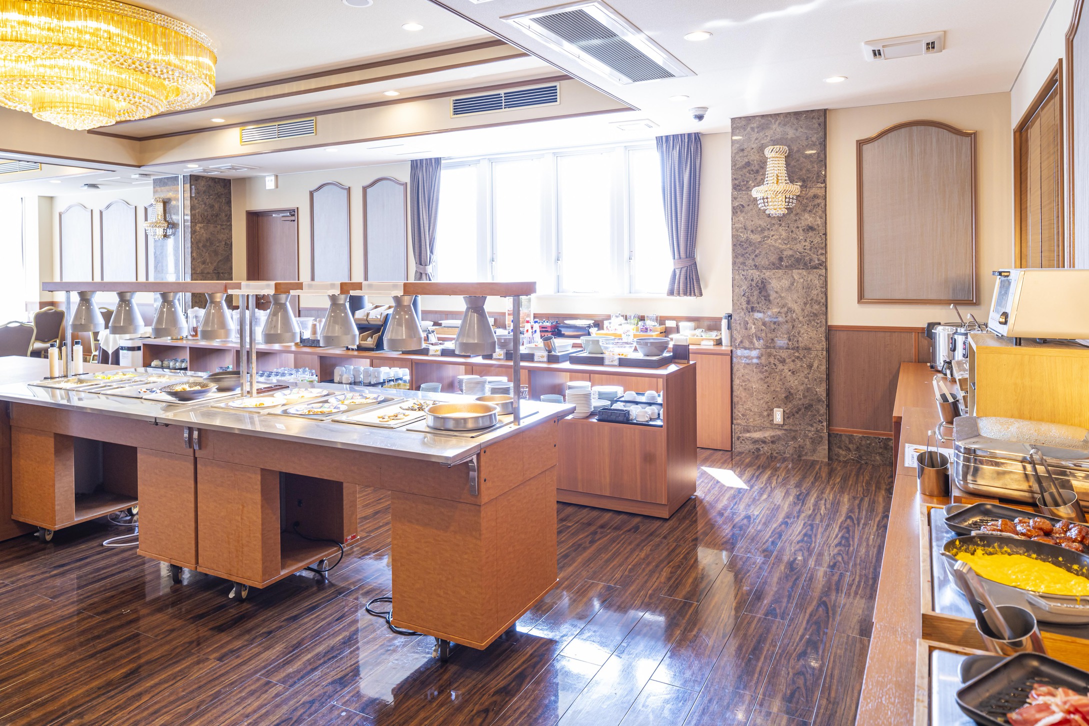 ◆早割・事前決済限定・朝食付◆朝からパワーチャージ♪和洋食朝食バイキング