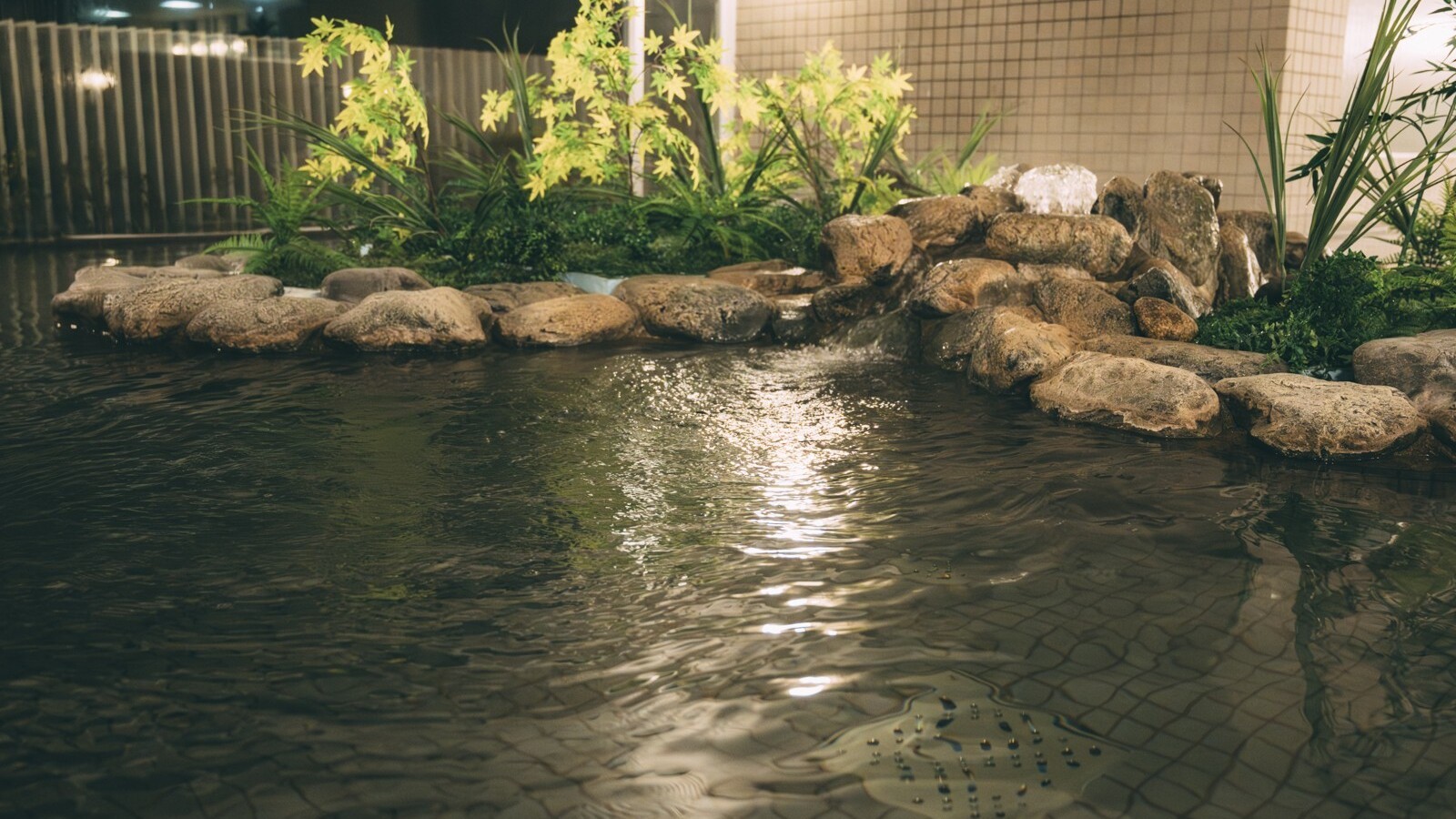温泉大浴場「森の湯」（内湯）