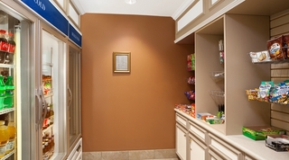 Pavilion Pantry売店