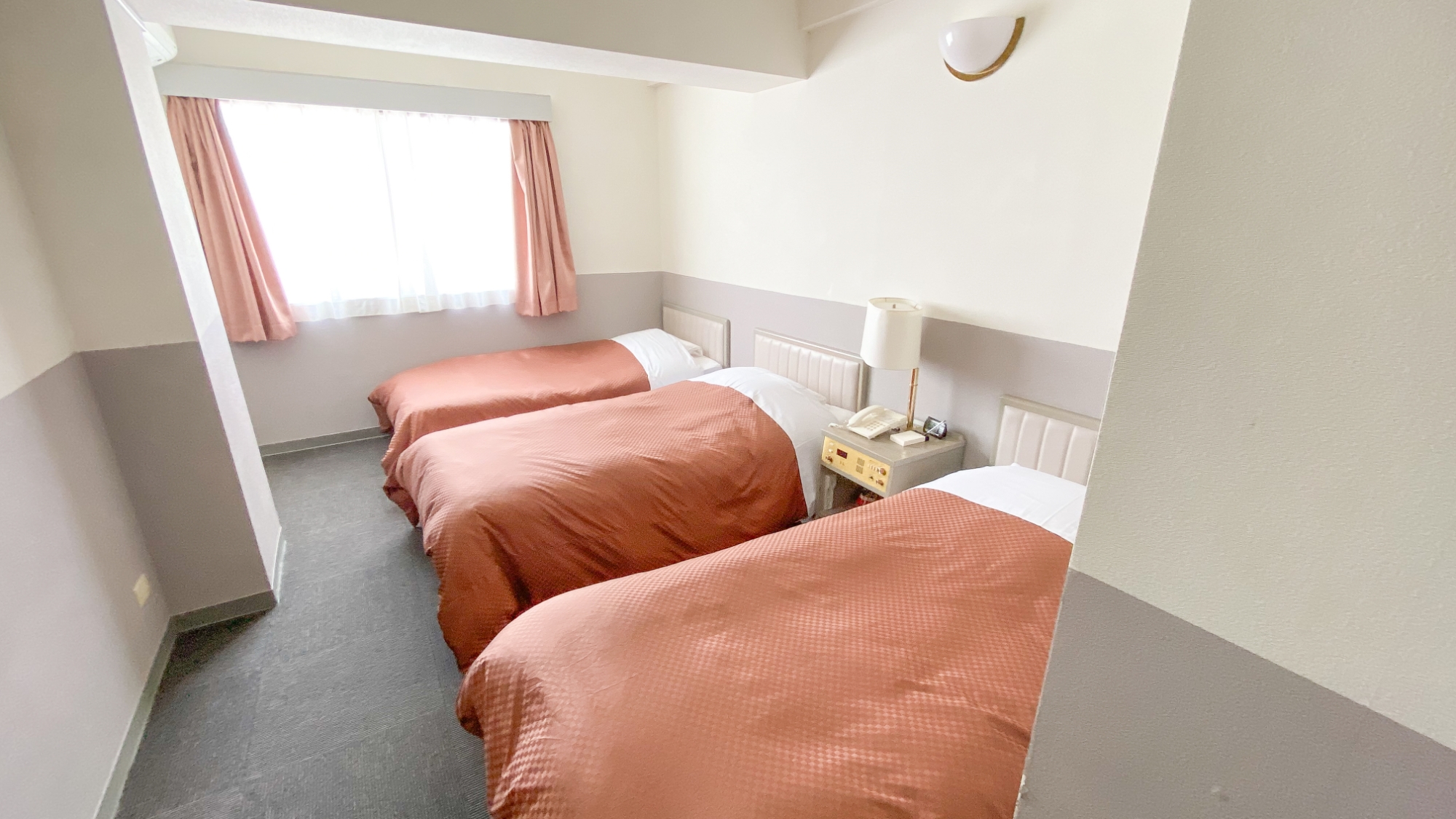 トリプルルーム