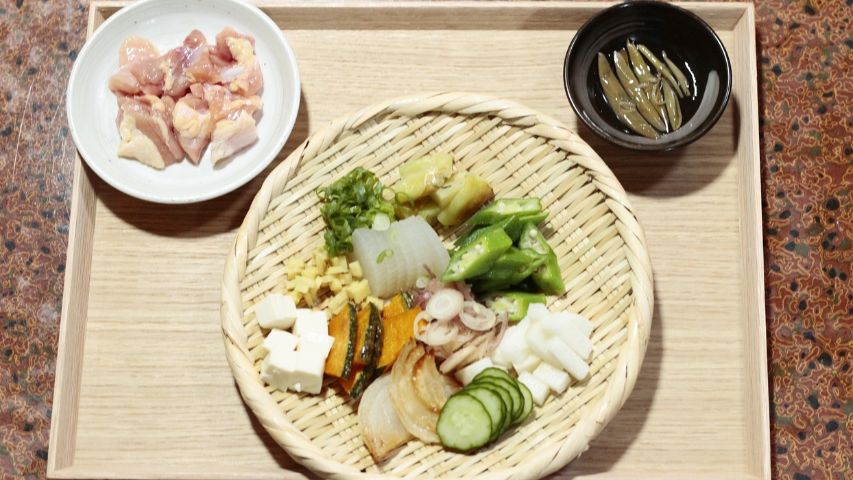▽日帰り昼食×温泉▽夏の恵みたっぷり！自家製味噌の具だくさん冷やし味噌汁定食