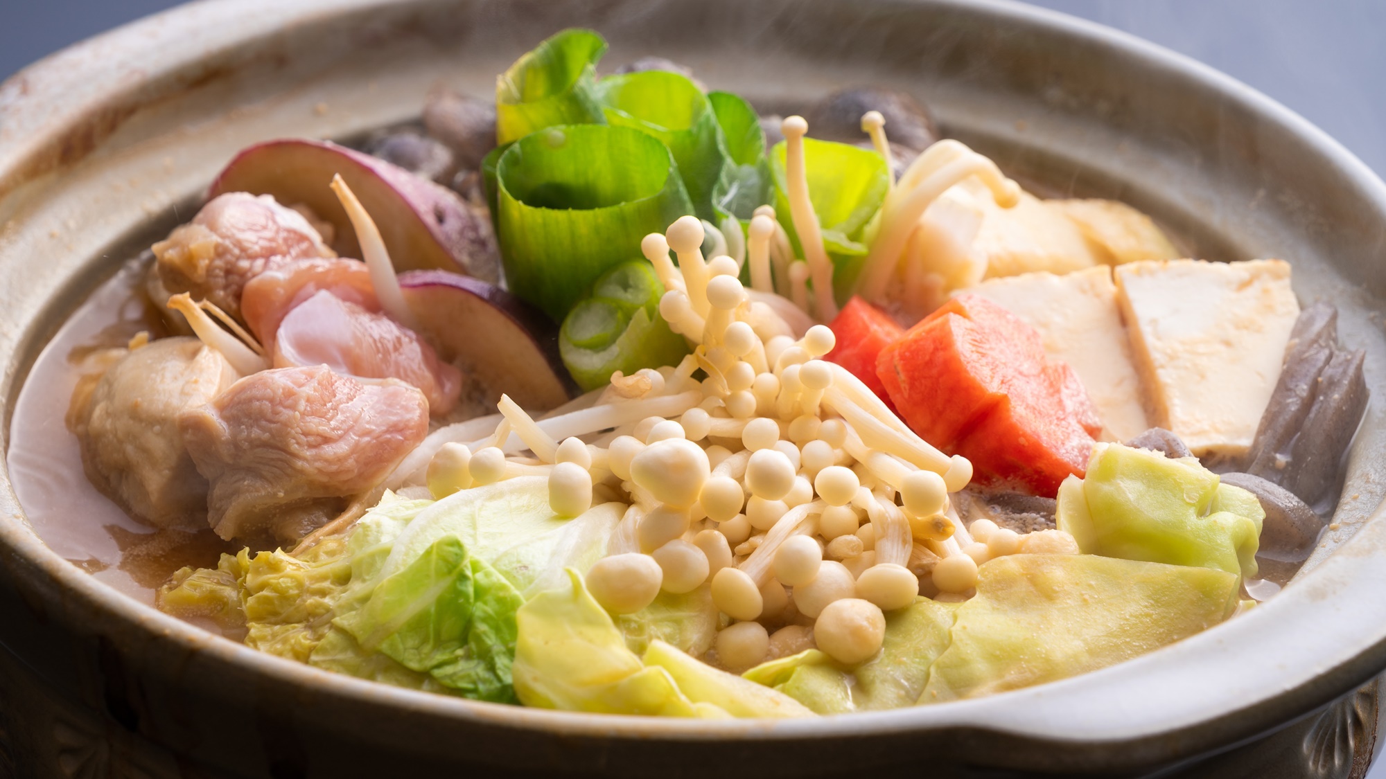 *【夕食】旨味とコクが凝縮！上品でくせのないキジ肉を使ったキジ肉の味噌鍋。