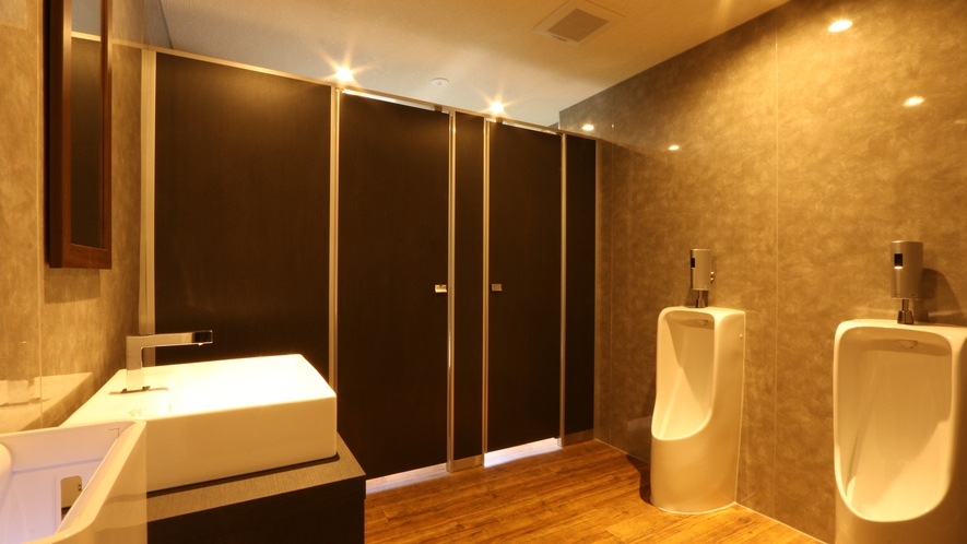落ち着いたデザインのトイレは2016年リニューアルしました