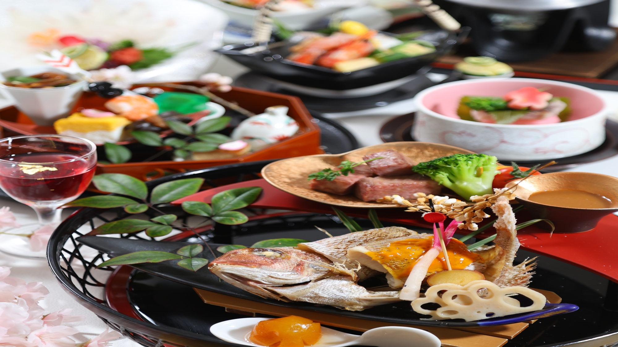 【1泊2食付き】旬の味覚　桜鯛会席2食付きプラン