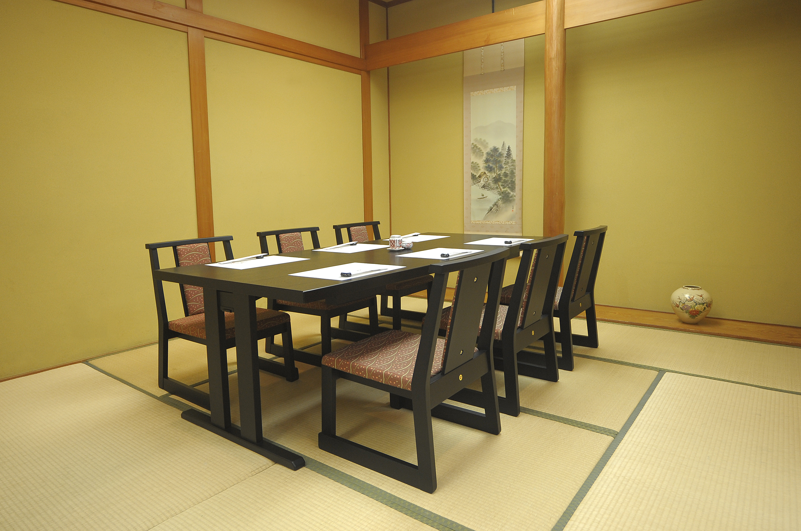 日本料理　みなと　個室
