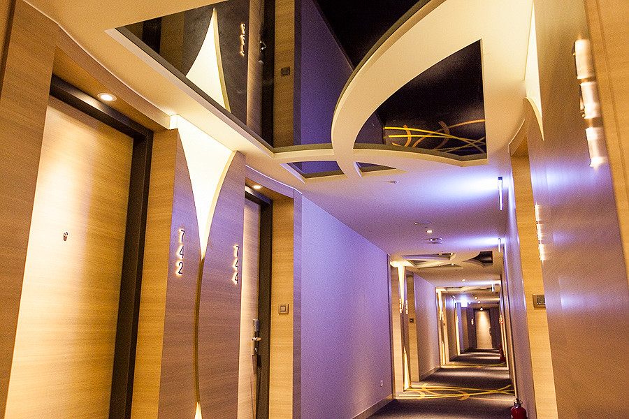 ホテル内観