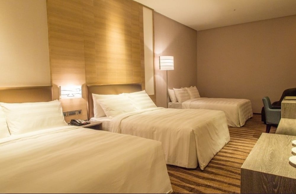 スーペリアー6名利用可能