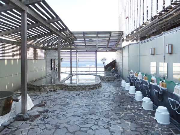 Open-air observation bath Hatsushima