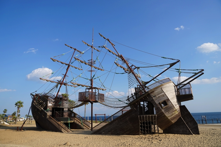 広野海岸公園　帆船遊具