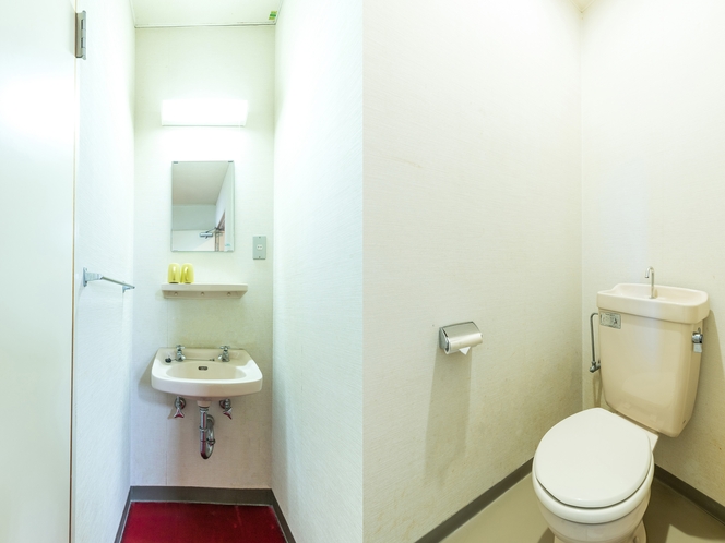 和室五人部屋　10畳（バス無し）トイレ