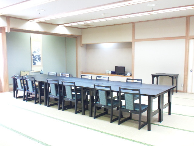 Medium banquet hall