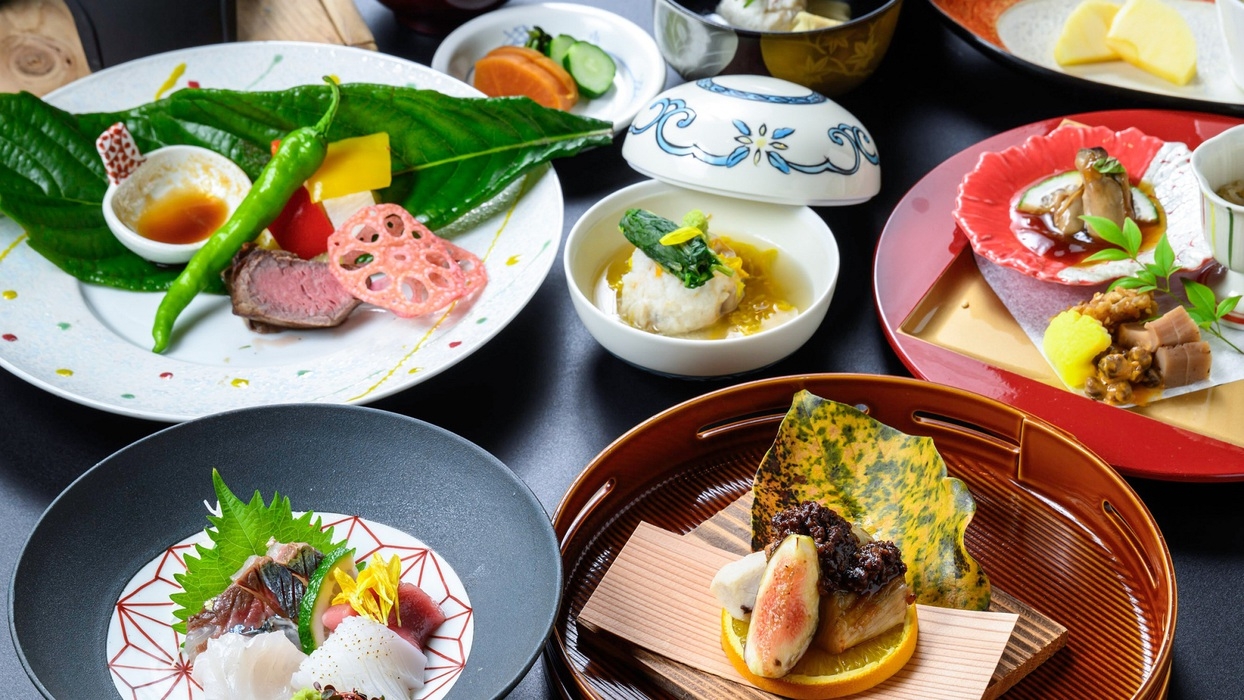 【食事処★グレードUP会席】メインは「和牛ステーキ」〜料理長が美味しいにこだわった地産の美味食〜