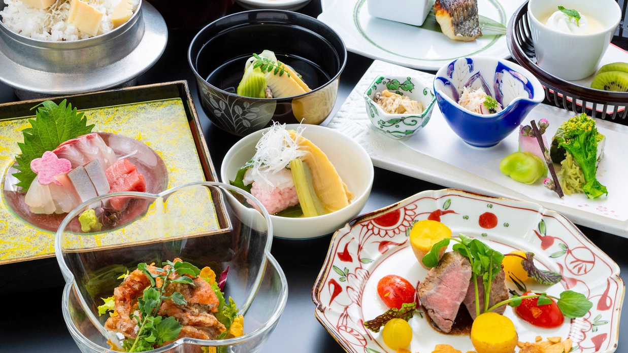 【食事処★特選会席】九州産の「和牛ステーキ」と「玄界灘旬魚の造り」〜山海の幸の旨みにこだわり〜