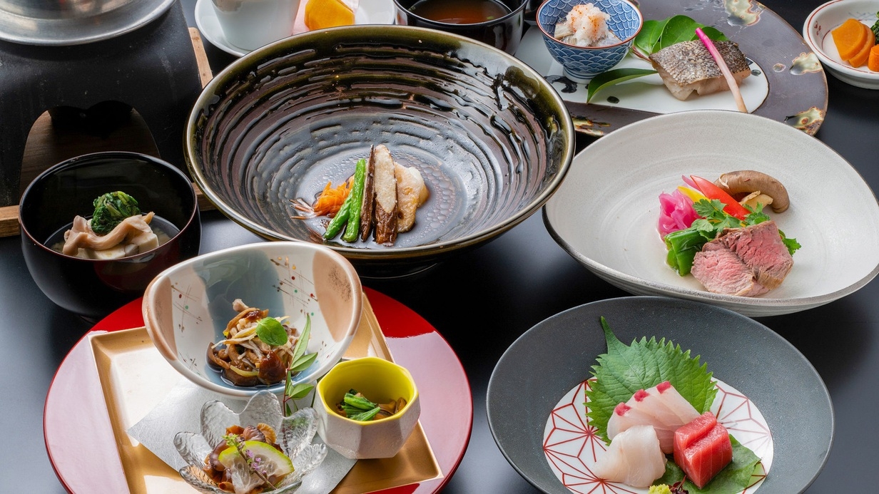 【食事処★グレードUP会席】メインは「和牛ステーキ」〜料理長が美味しいにこだわった地産の美味食〜