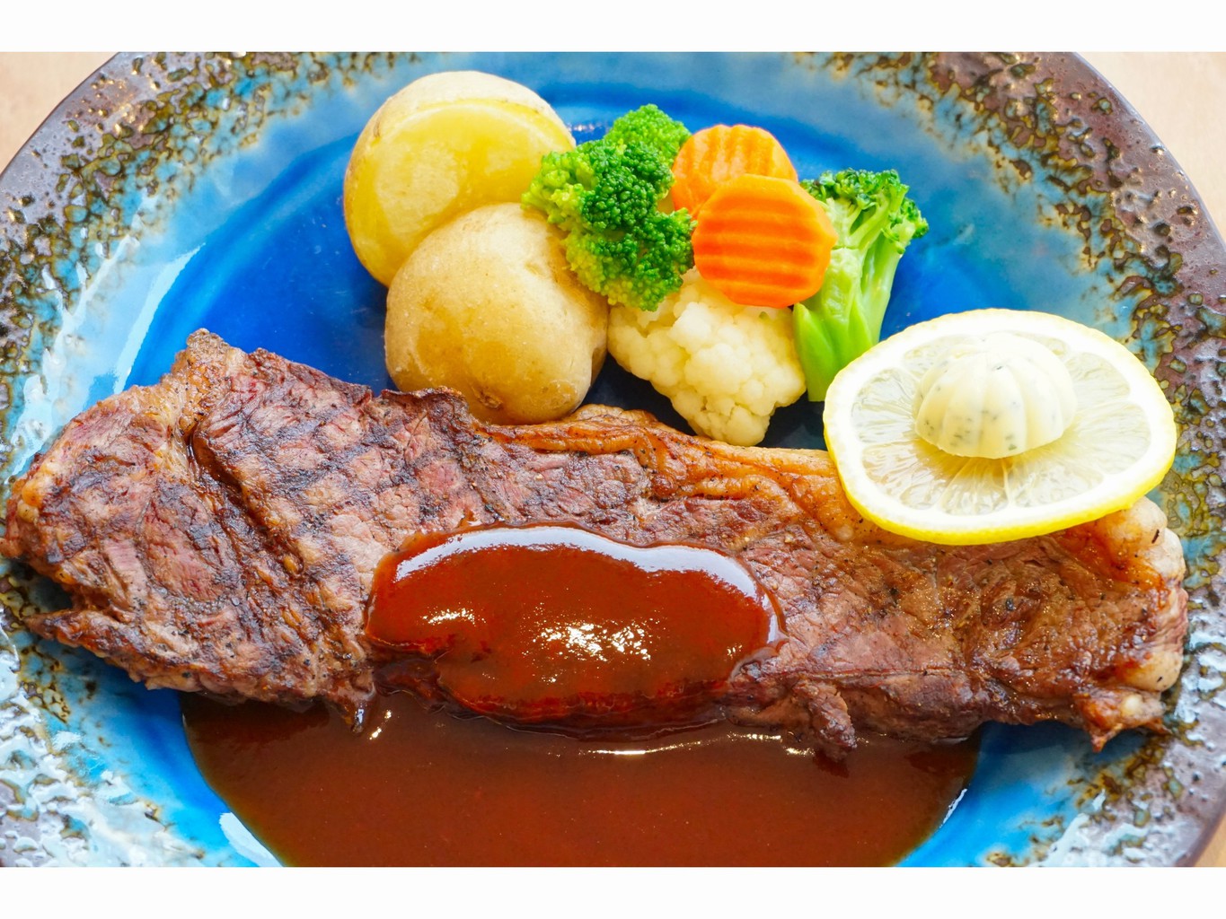 【ご当地１泊２食付き】道産牛ステーキと興部ノースプレインファームのコースディナー