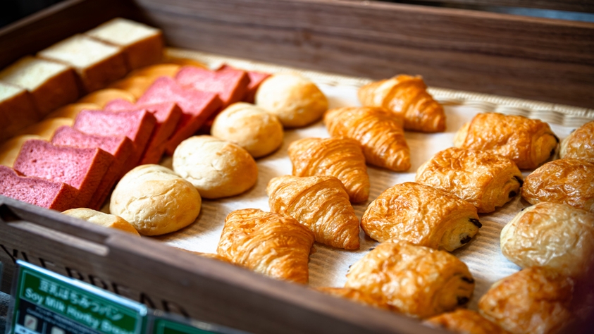 【万博】ポイント5倍★2連泊以上のご利用でお得！朝食ビュッフェ付きプラン《無料お夜食＆飲み放題》