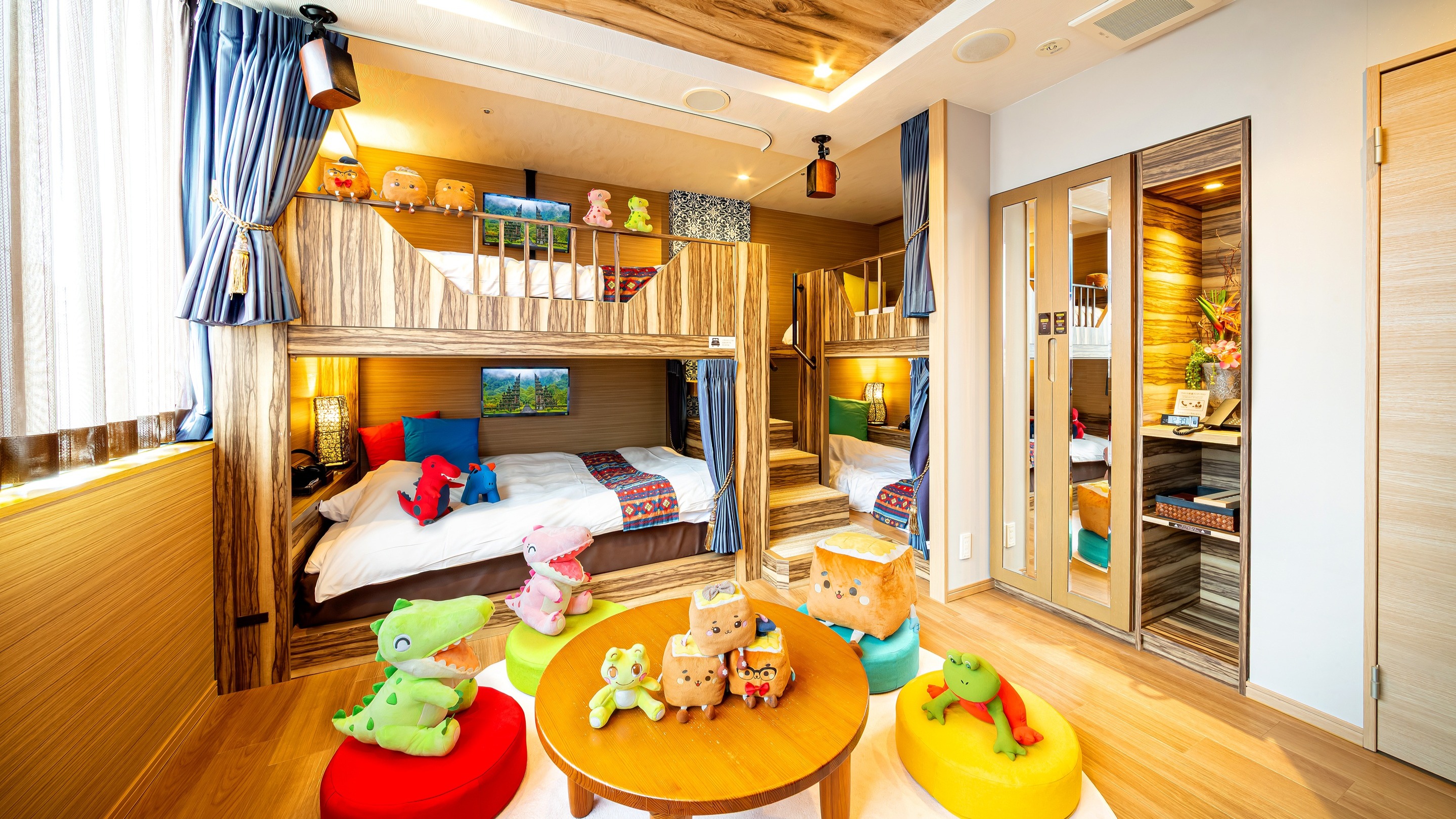 デラックス/4ベッド/32平米【禁煙】