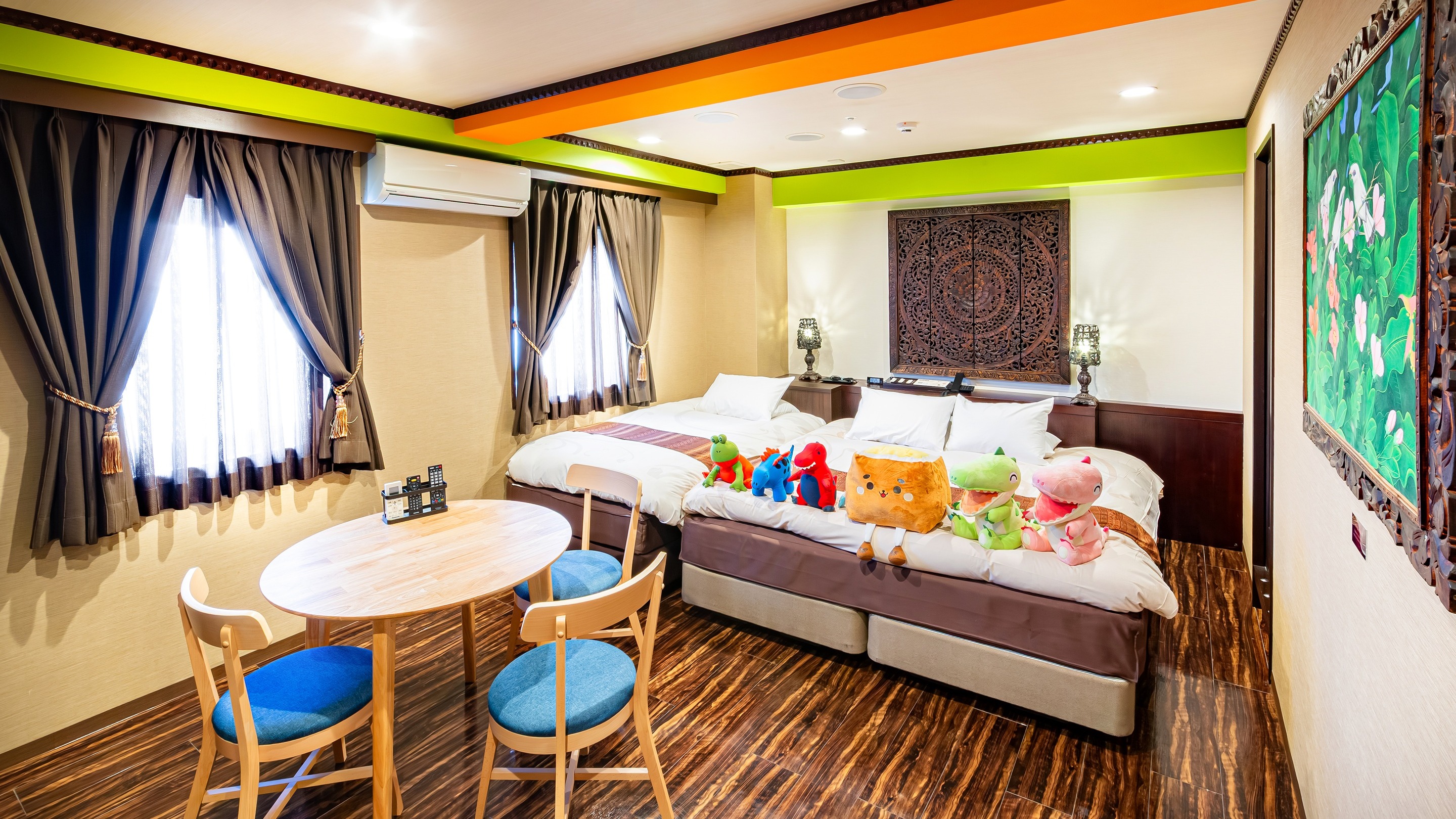 デラックス/ダブルベッド+シングルベッド/32平米【禁煙】