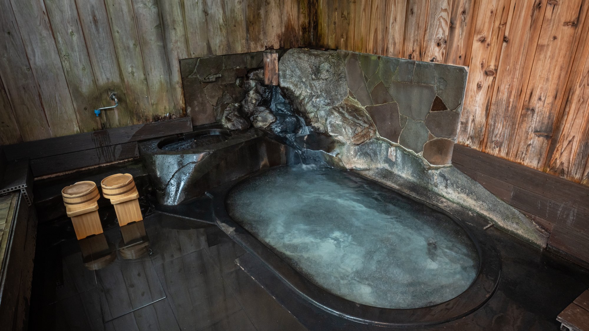 ■貸切風呂（石風呂）