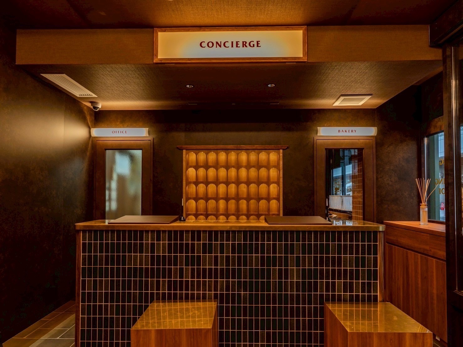 フロントデスク