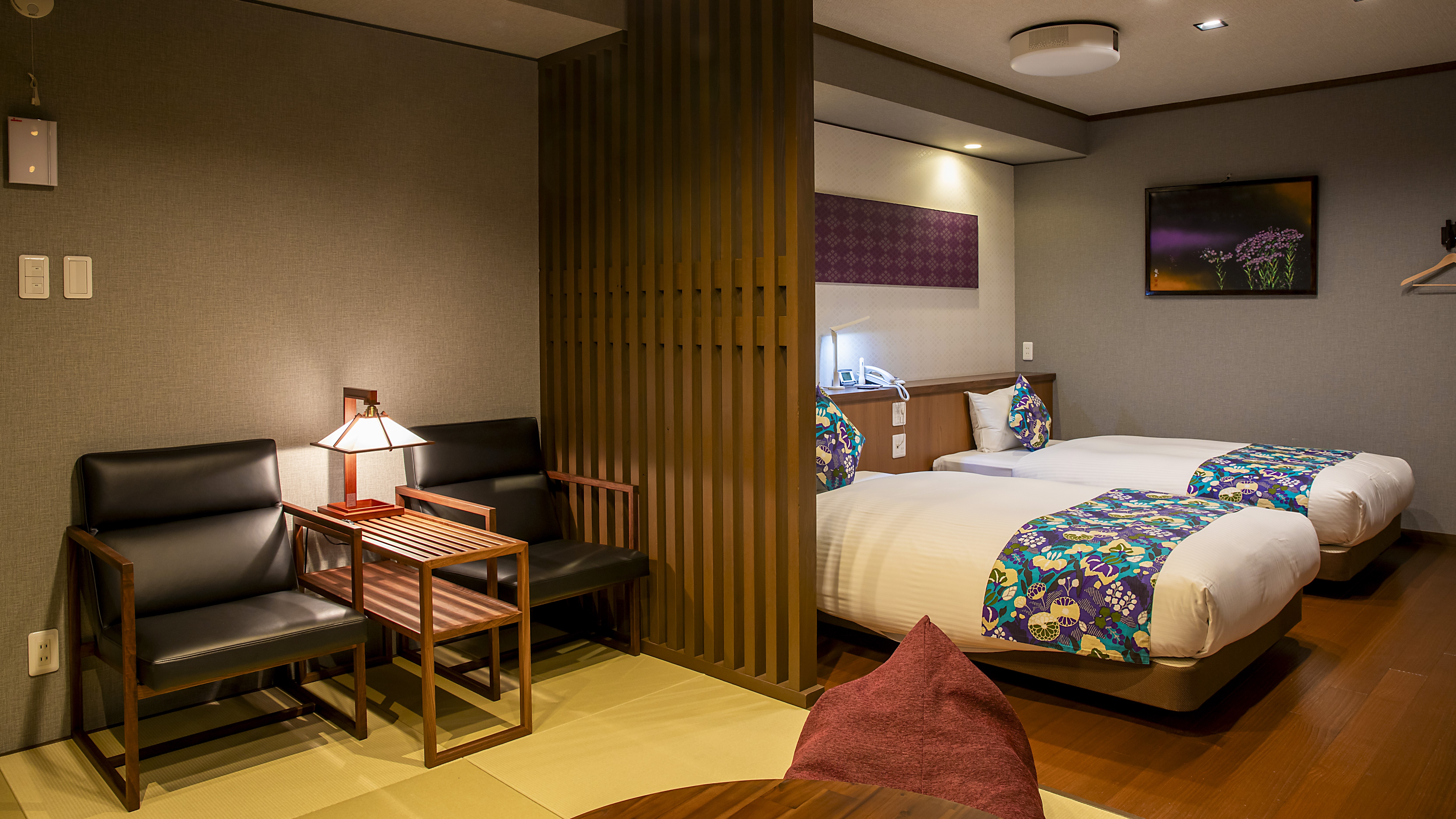 【紫苑】客室