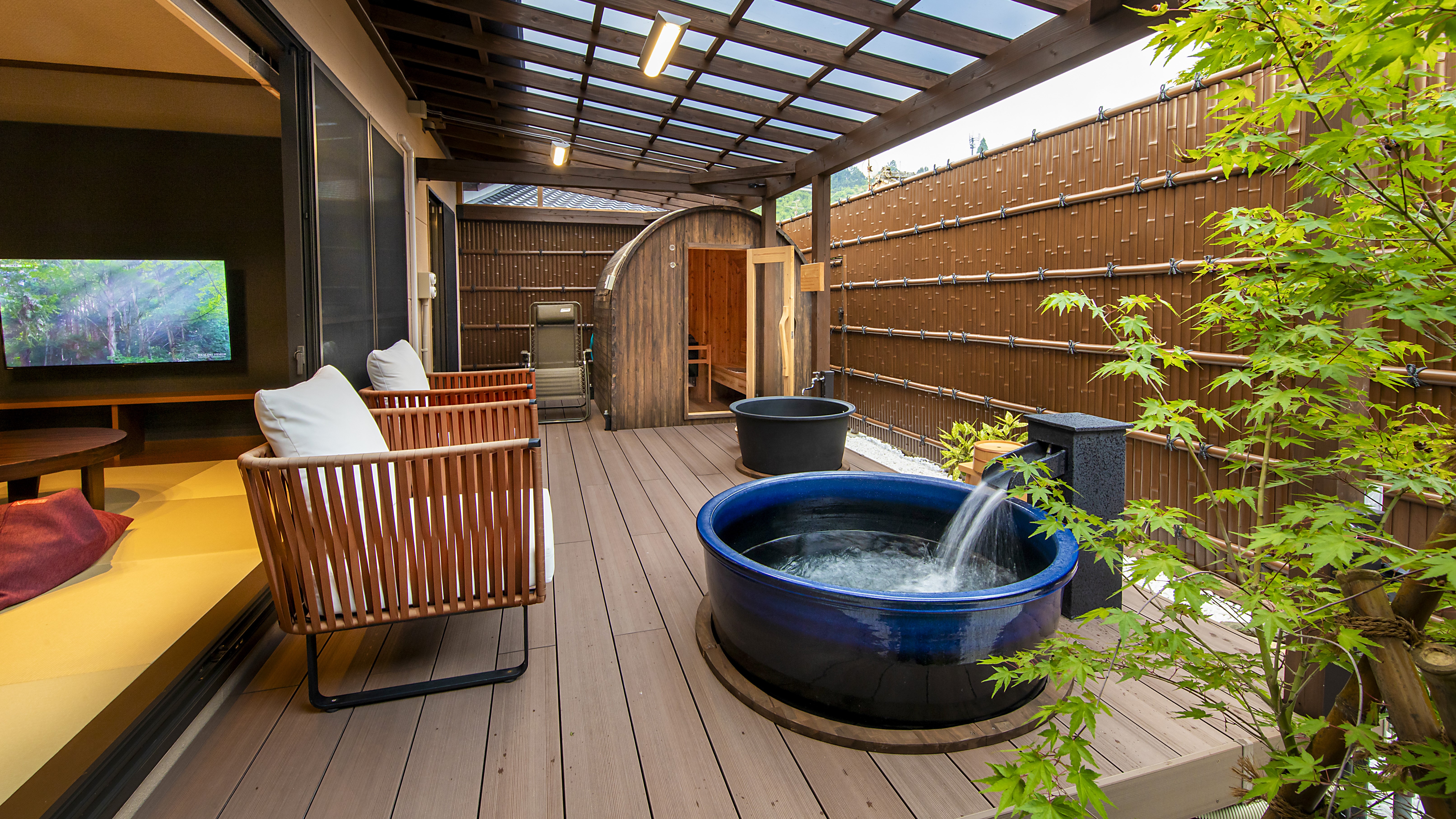 【紫苑】テラス