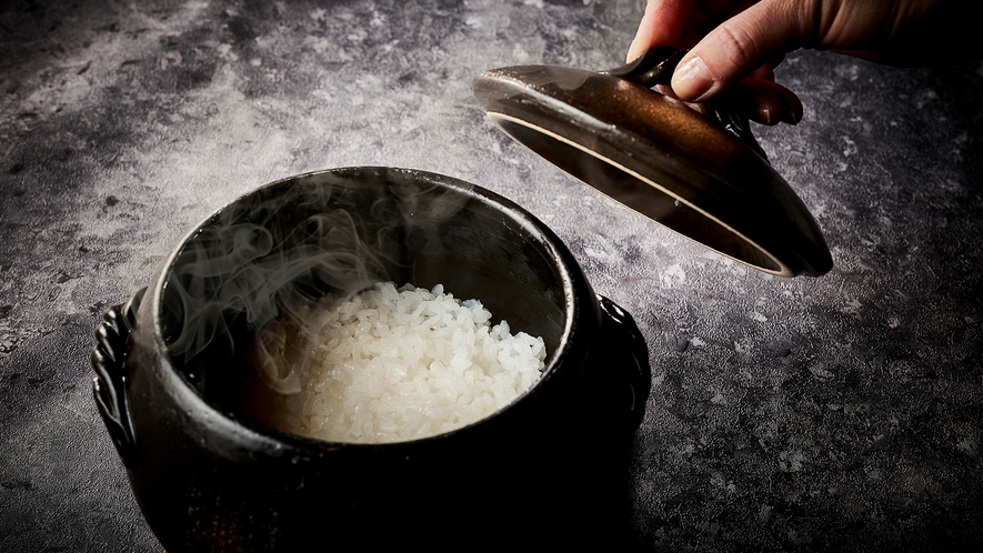 【冬のお料理】 お米は、地元かつらぎ町で育ったブランド米「天野米」を使用。