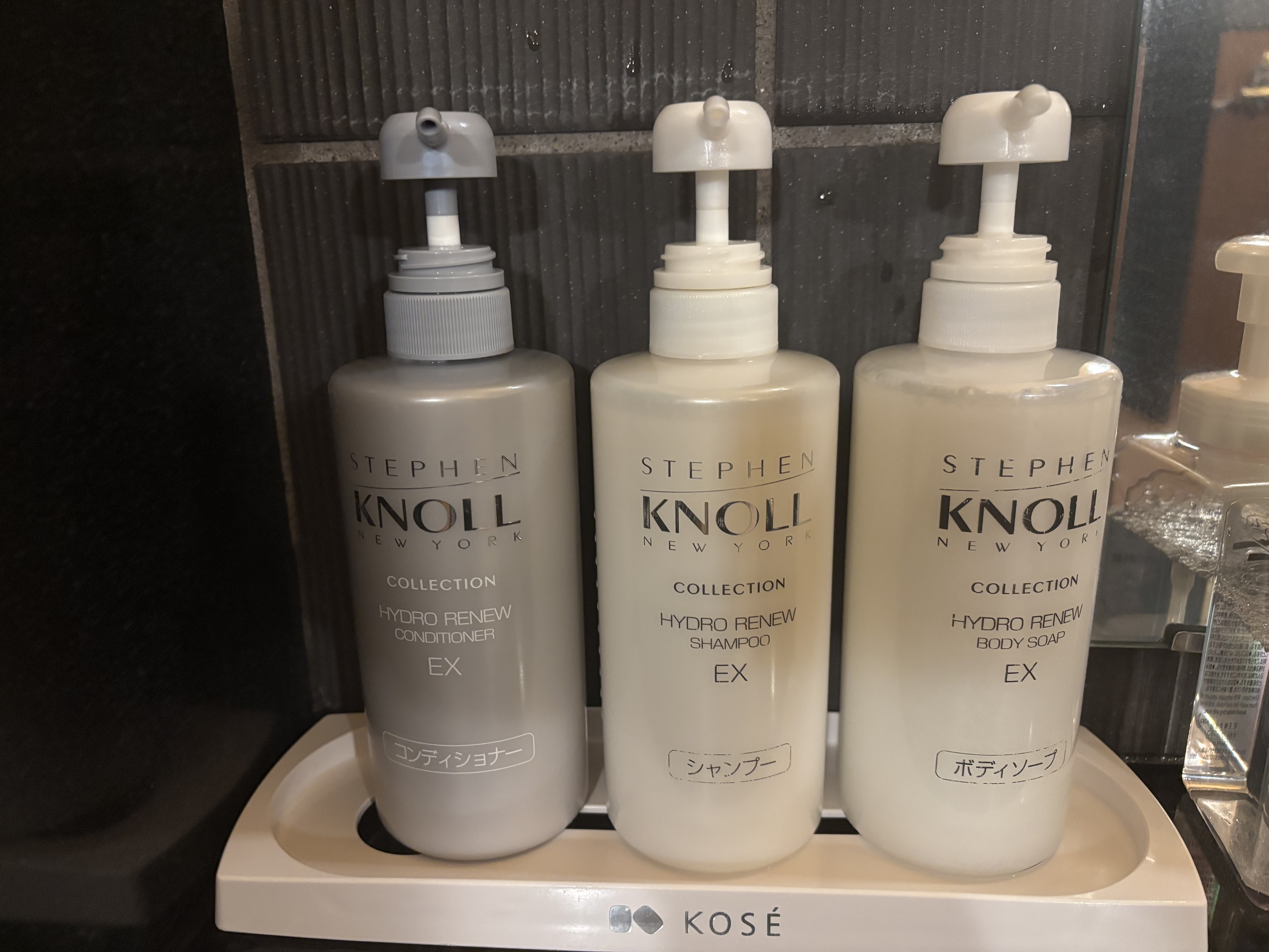 女性浴場ヘアケア製品