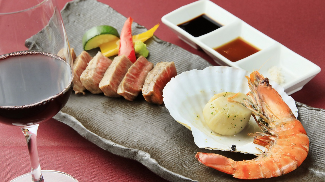 【15％OFF】【楽天スーパーSALE】3大メイン会席で大人のグルメ旅＜特別会席●月の華＞