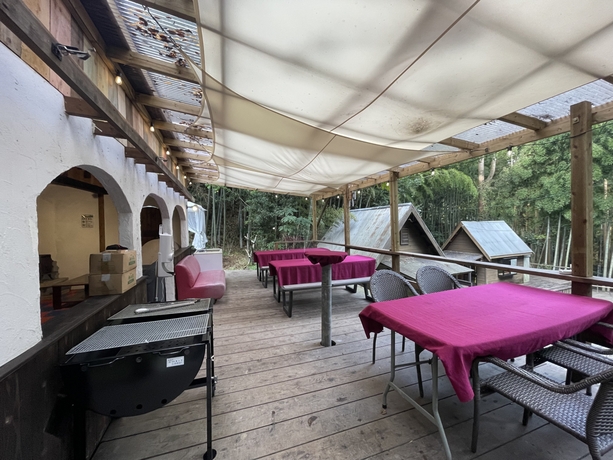 虹の谷貸切【10名様〜30名様】野外シアター！貸切プライベートキャンプcafe＆キャビン5棟付