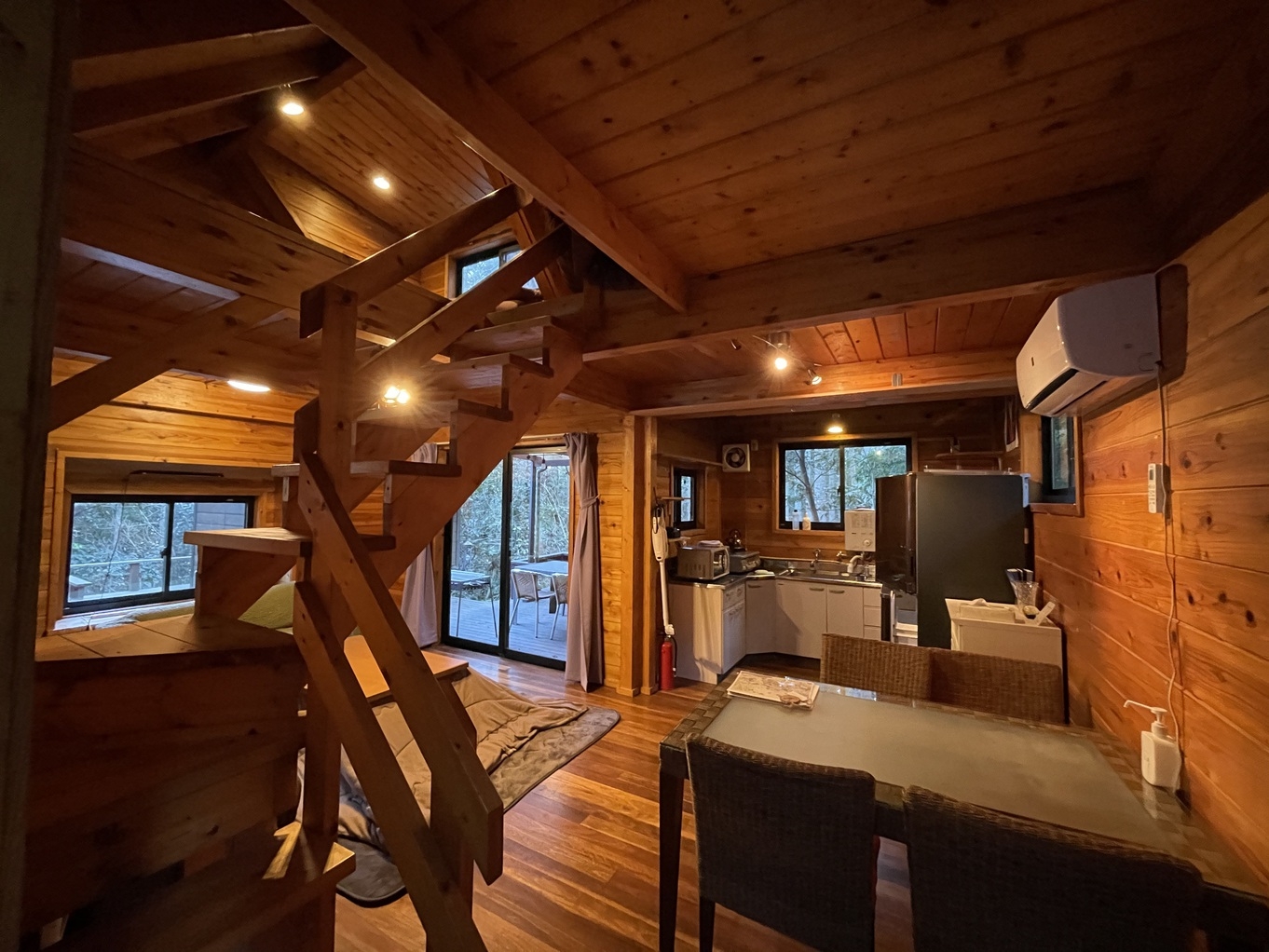 6名〜10名　森のキャビン-X   Deep Forest cabin ＆ G-style Camp