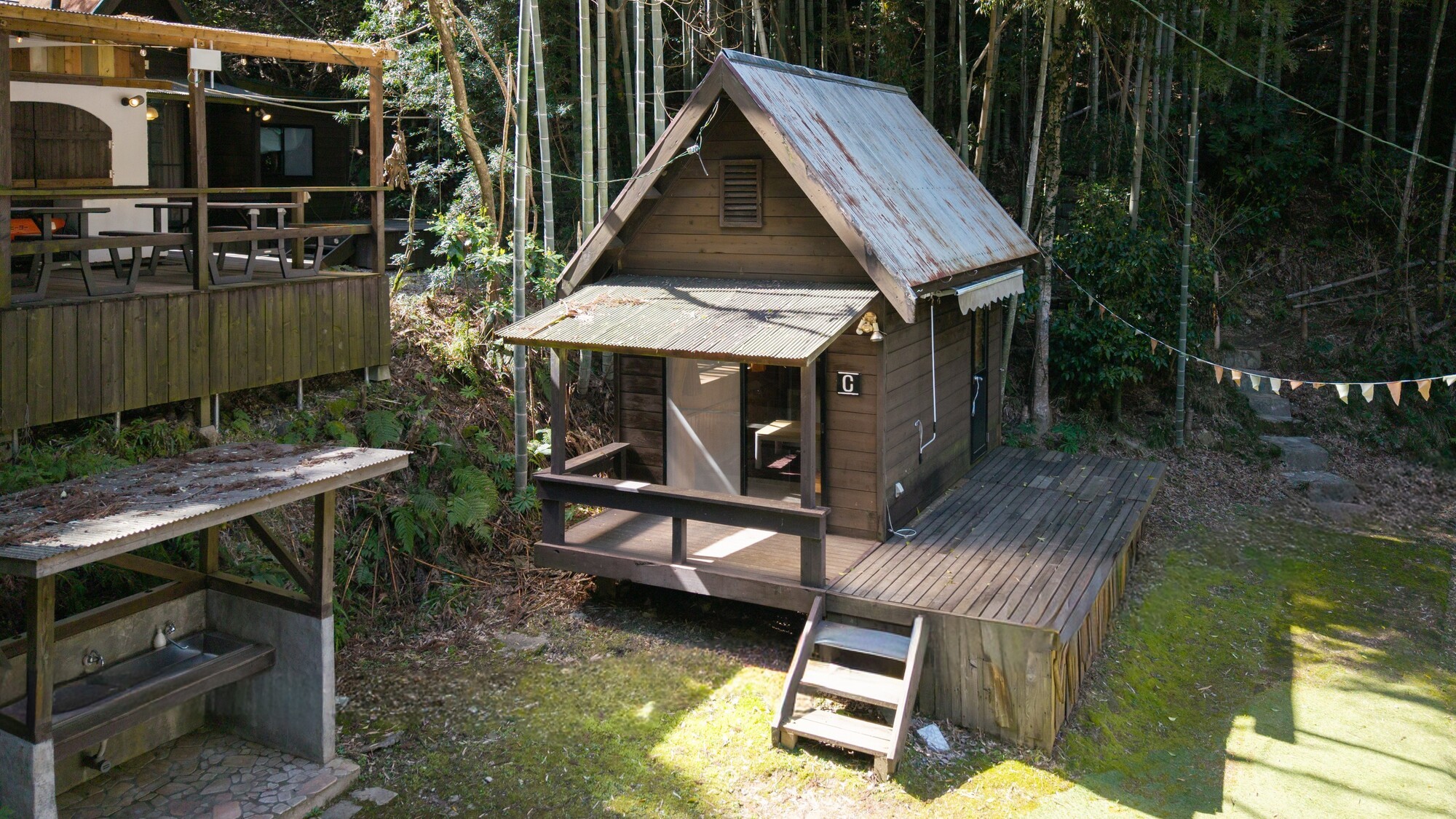 虹の谷　外観