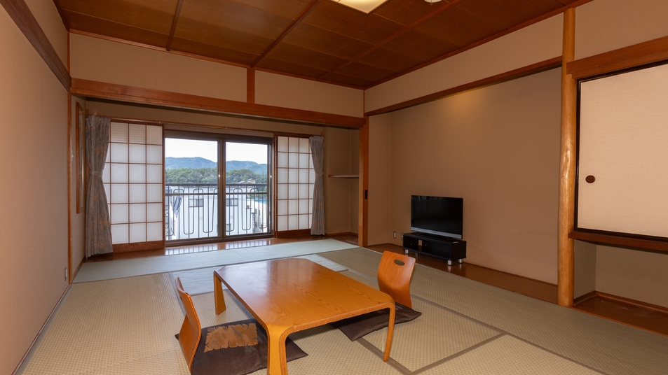 ★温泉街や山を見渡す高層階の客室で信州旅♪1泊2食付きバイキングプラン