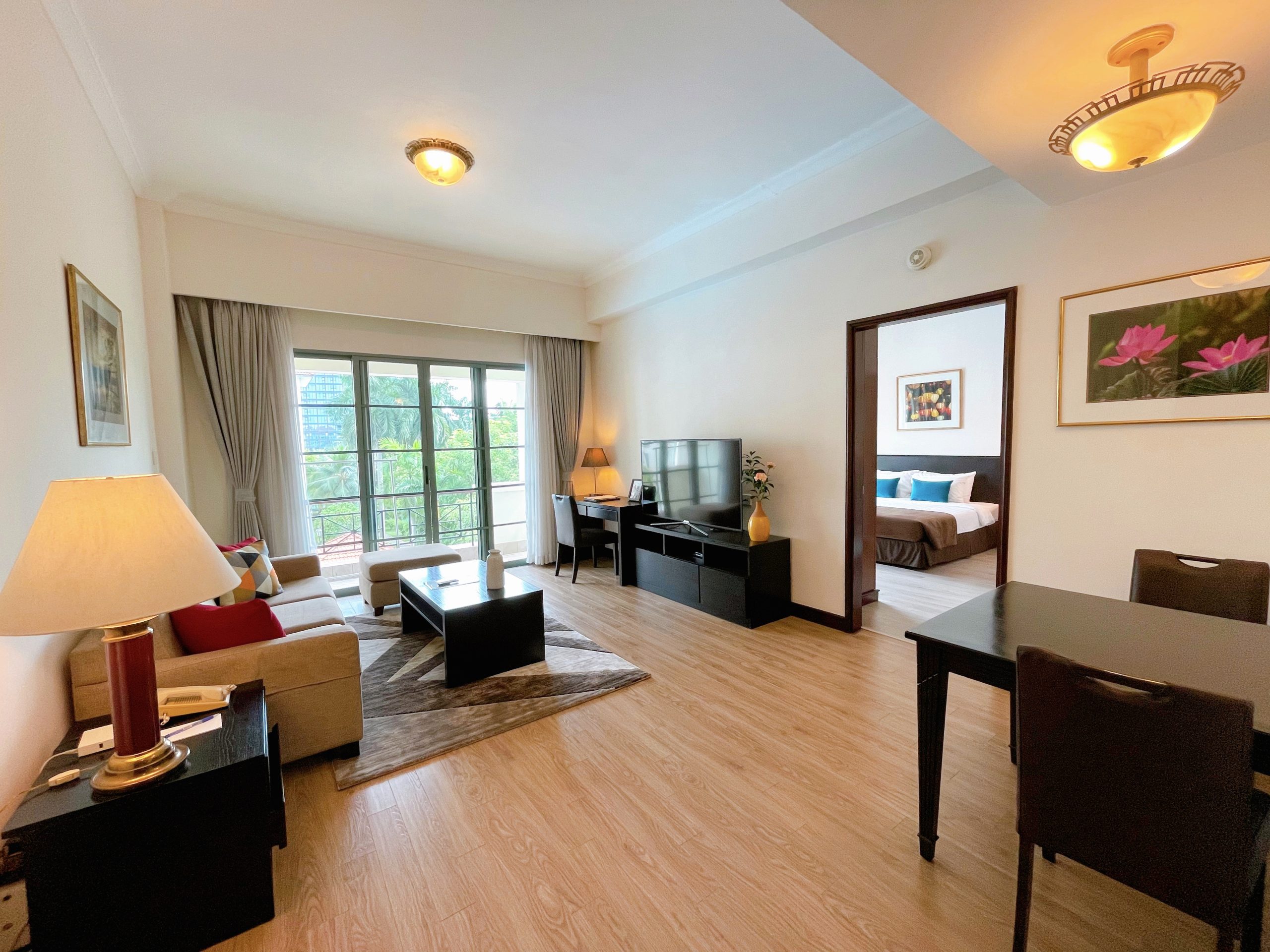 1ベッドルーム【ガーデン ビュー又はレークビュー】【61平米】