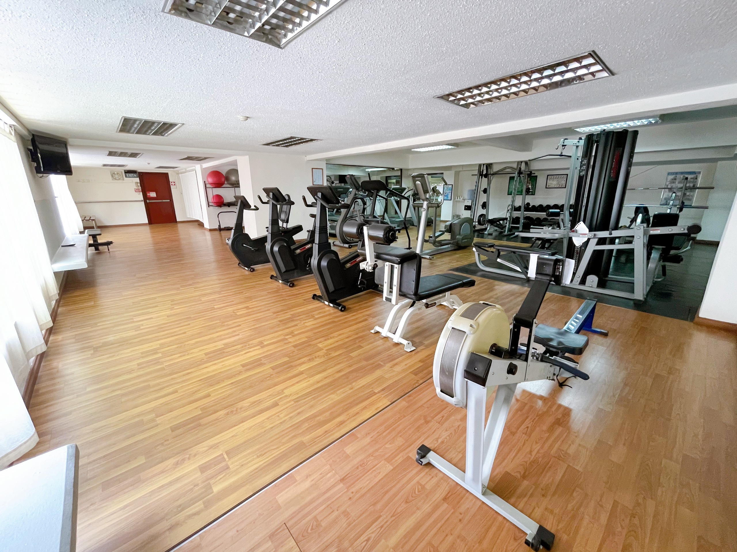 フィットネスセンター