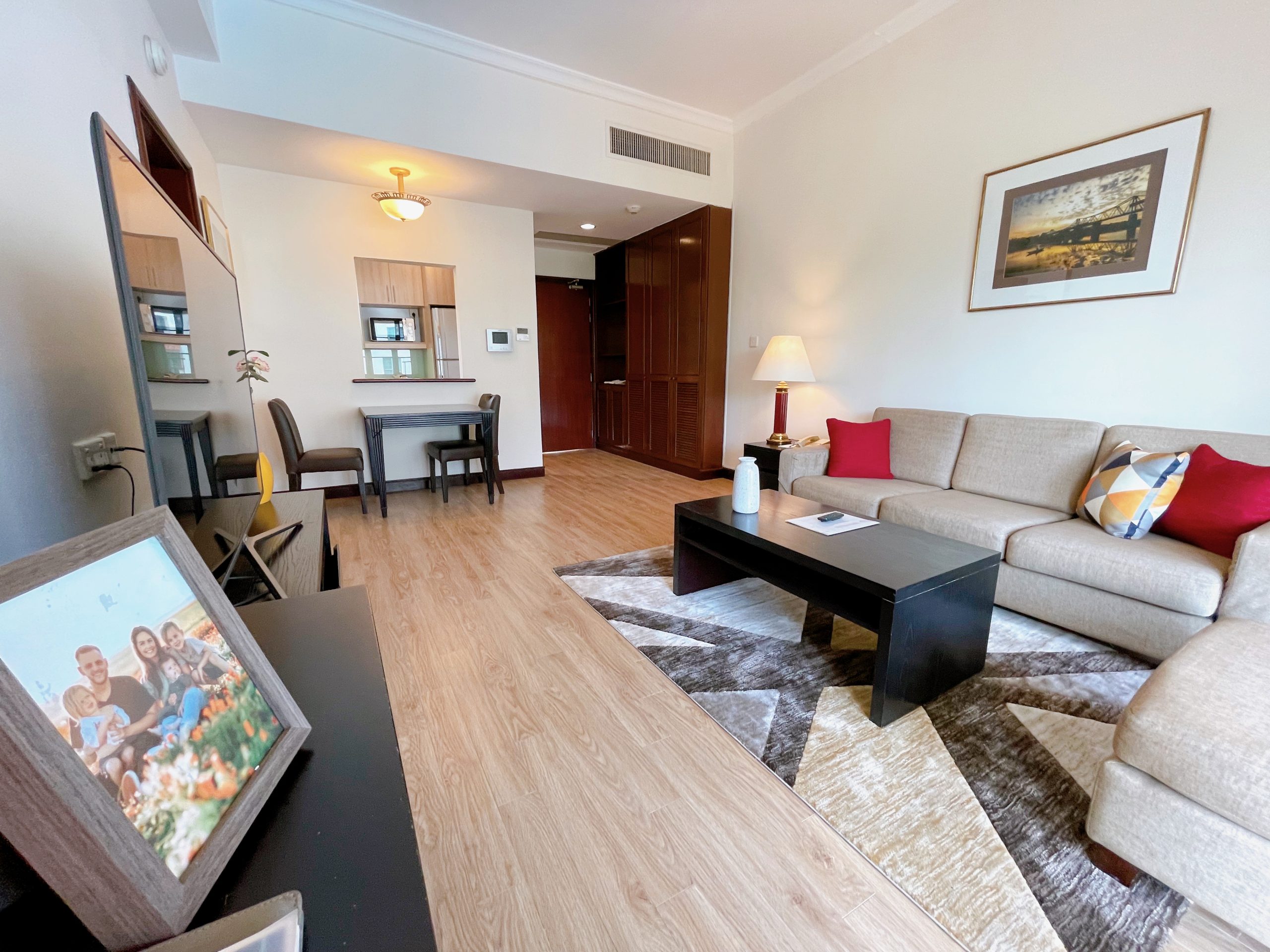 1ベッドルーム【ガーデン ビュー又はレークビュー】【61平米】