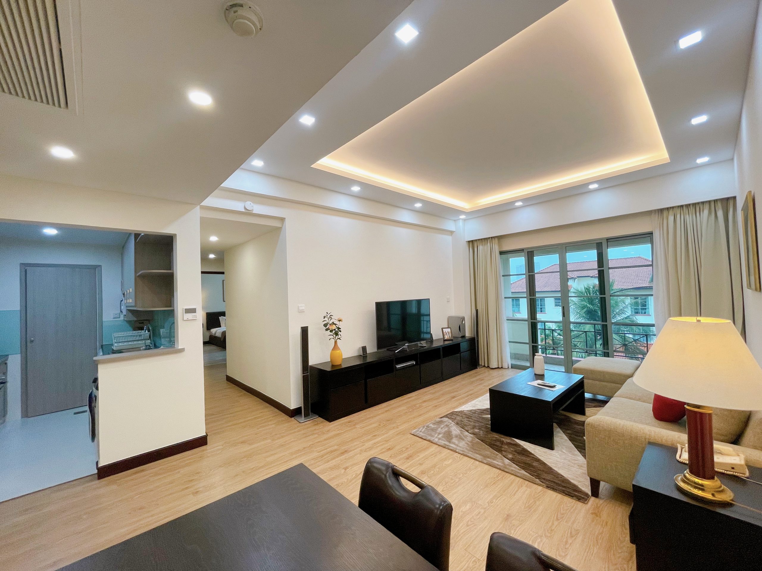 2ベッドルーム【ガーデン ビュー又はレークビュー】【91平米】