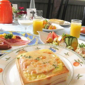 【朝食付】パリのカフェご飯クロックムッシュと手作りヨーグルトのBreakfast！ネット接続(禁煙）